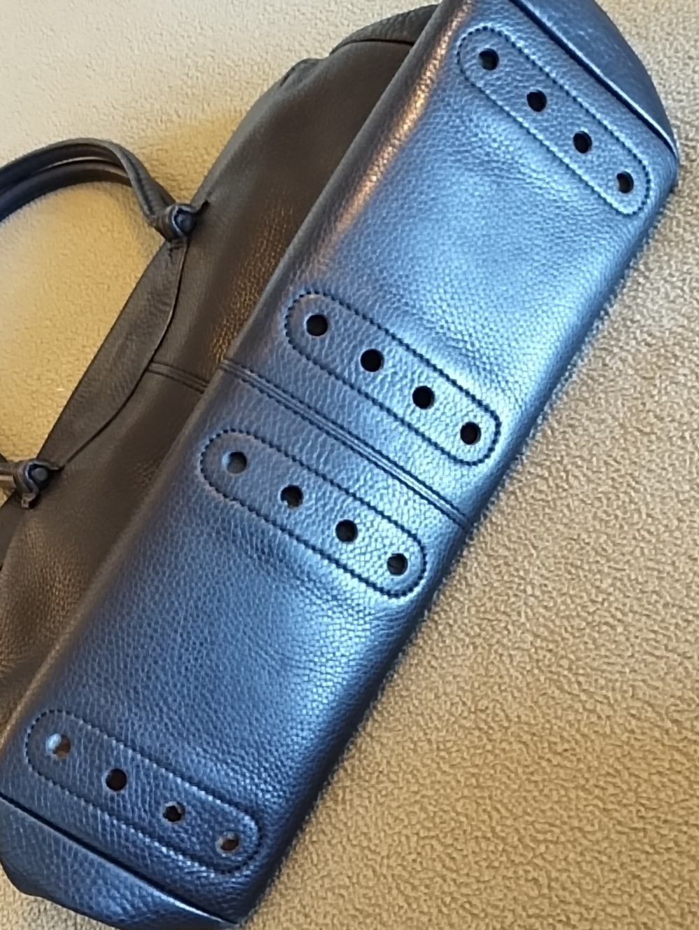 Tod's Mocassino Black Pebbled Leather Tote Double Handles Italian Quiet Luxury - Picture 6 of 13